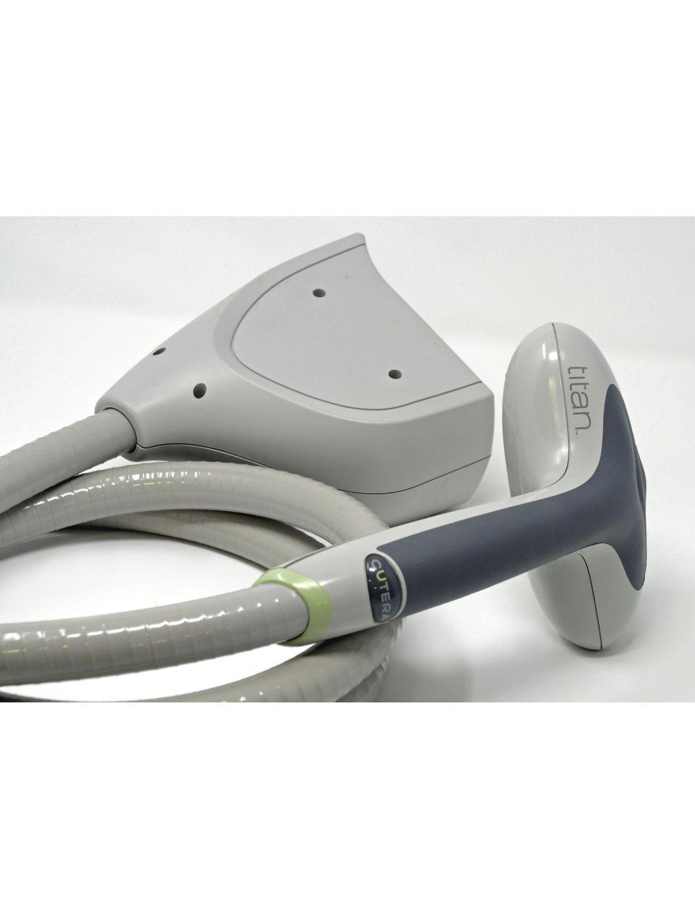 Cutera Titan Handpiece Xeo Coolglide Laser IPL Wrinkles Acne Scars Face Neck SA